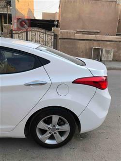هیوندای ئەلەنترا